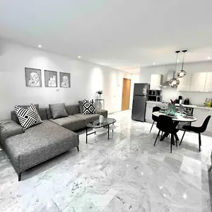 Gauthier Living By Shortstaycasa 1bed Or 2beds - The Heart Of Town Apartamento